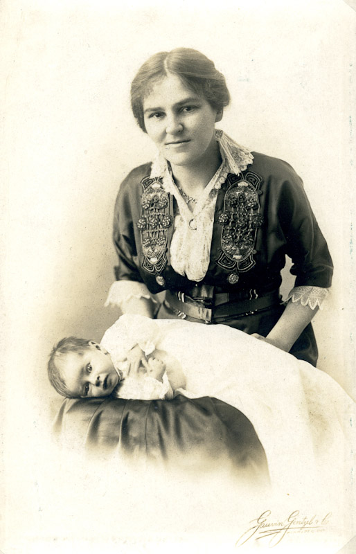 Olive Pincock with daughter Margaret
