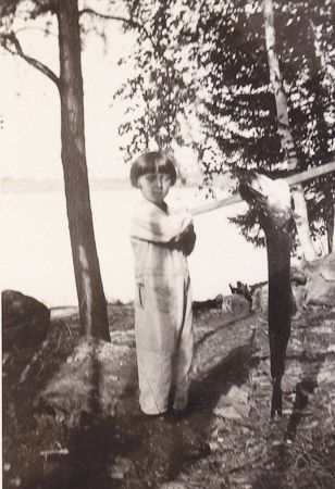 Olive Marion Pincock with biggest fish caught in Lake Florence till that date