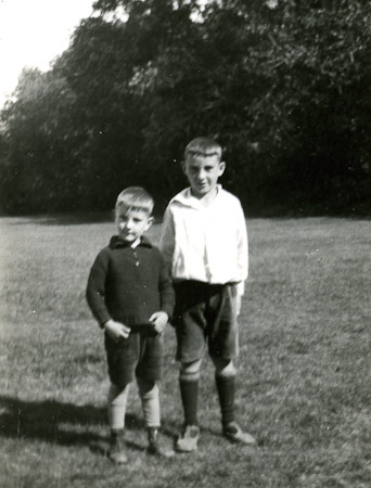 <B>Graham and George Pincock</B>