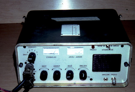 <B>Communication Associates Tracking Receiver (late 70s)</B><BR>Vemco initially made sold tags only and recommended this receiver (Designed at CAI with Doug Pincock)